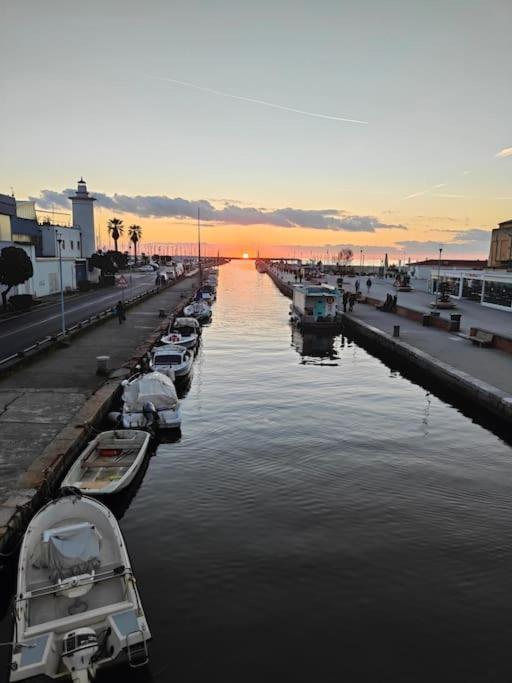 L'Appoggio Perfetto Apartman Viareggio Kültér fotó